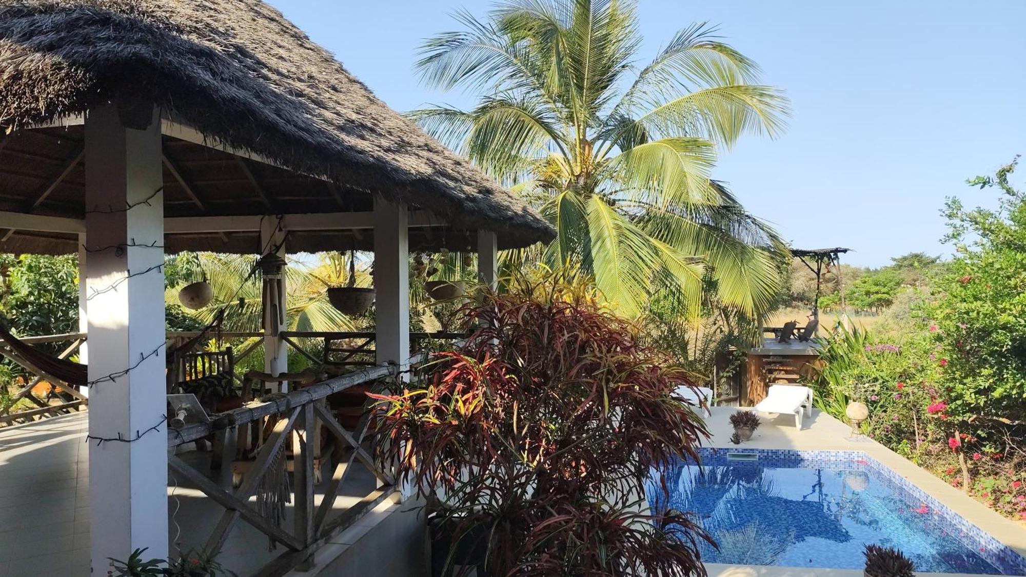 Akine Ti Kasso Piscine Hotel Diembéreng Kültér fotó